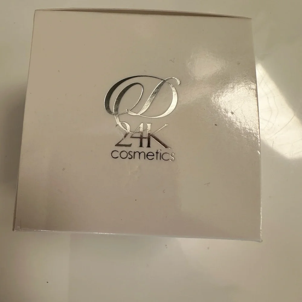 D24k Optimal Hydration Cream SPF 30 DAY MOISTURIZER WITH SPF 30 - ALL SKIN TYPES